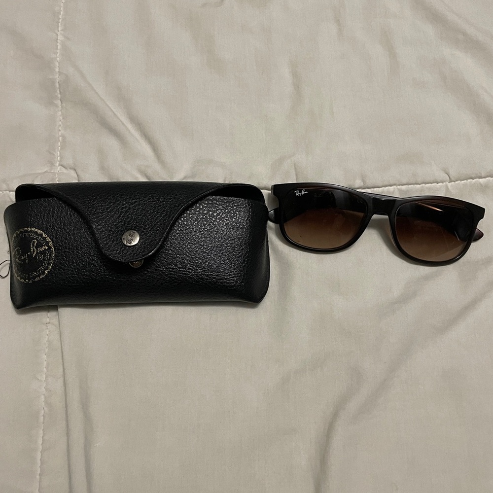 Ray ban Sunglasses and case